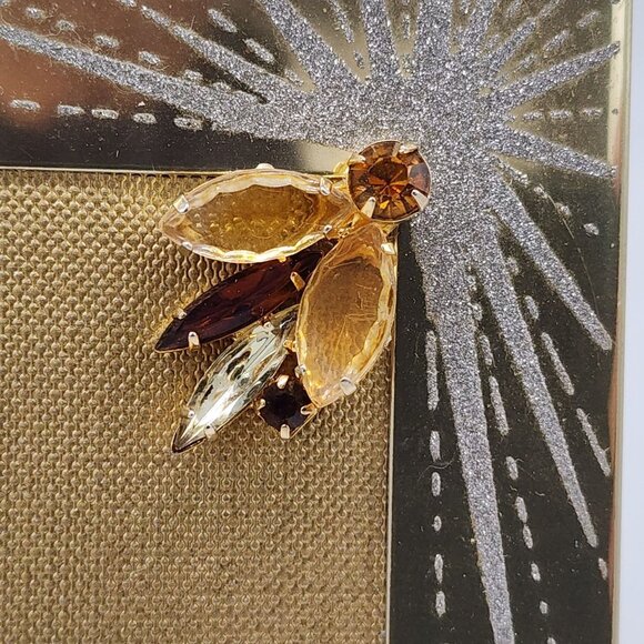 Gold Tone Sparkle Frame With Leaf Embellishments & Rhinestone Accents For 4x6 - Picture 8 of 15